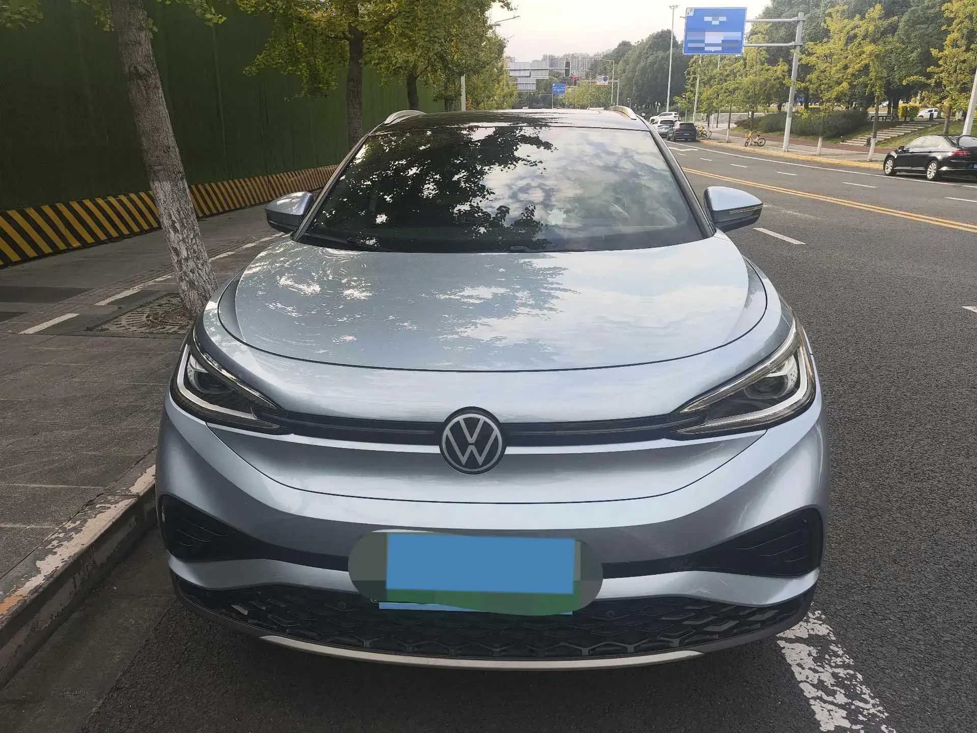 2022 VOLKSWAGEN ID.4 thumbnail 2