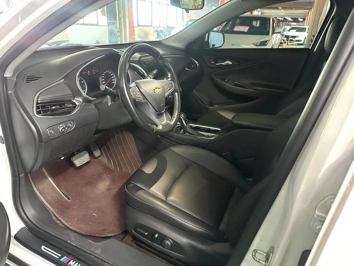 2022 CHEVROLET MALIBU thumbnail 4