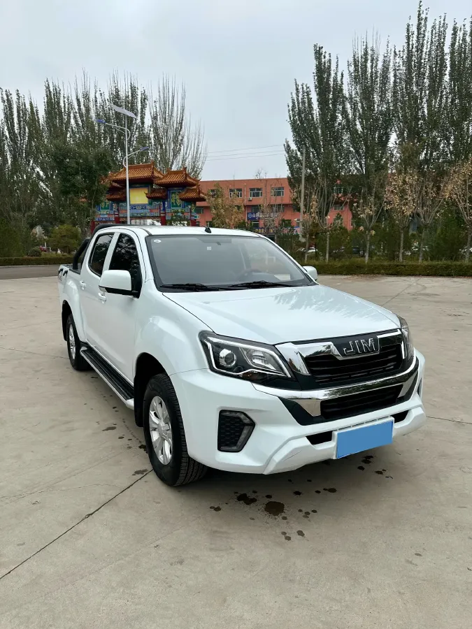 2023 Isuzu Jim 2.5T 143HP L4 6MT,autocango,china used car exporter,china ev exporter,chinese used car exporter,chinese used ev exporter
