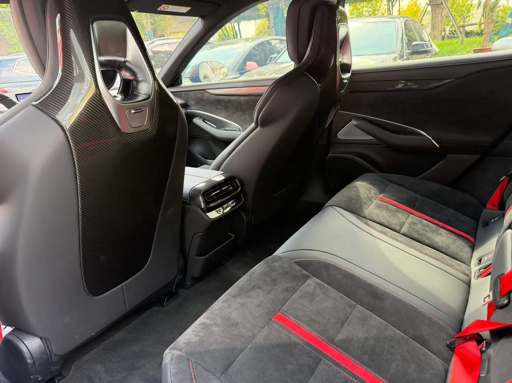 2025 MI SU7 thumbnail 4