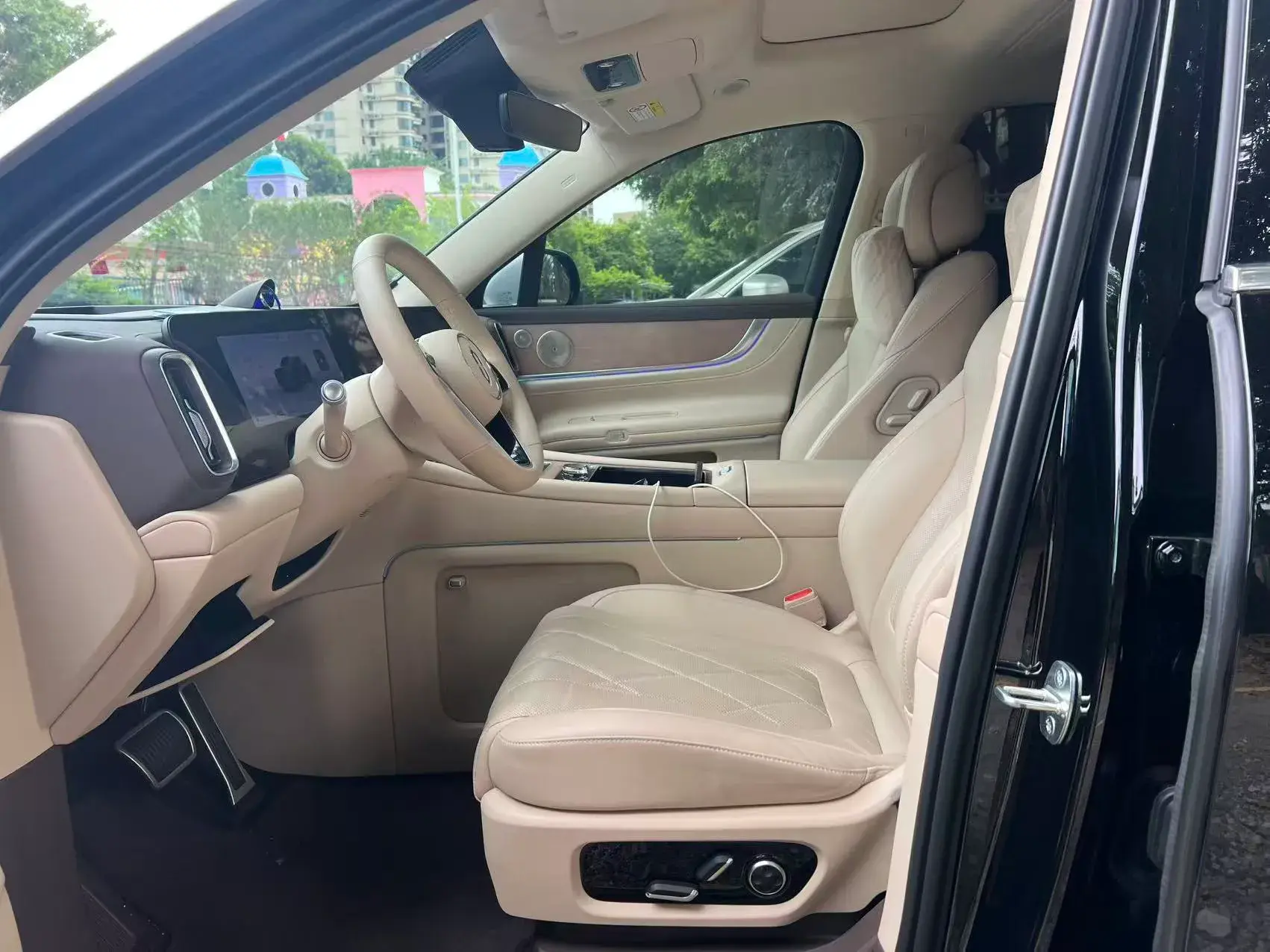 2024 AITO AITO thumbnail 2