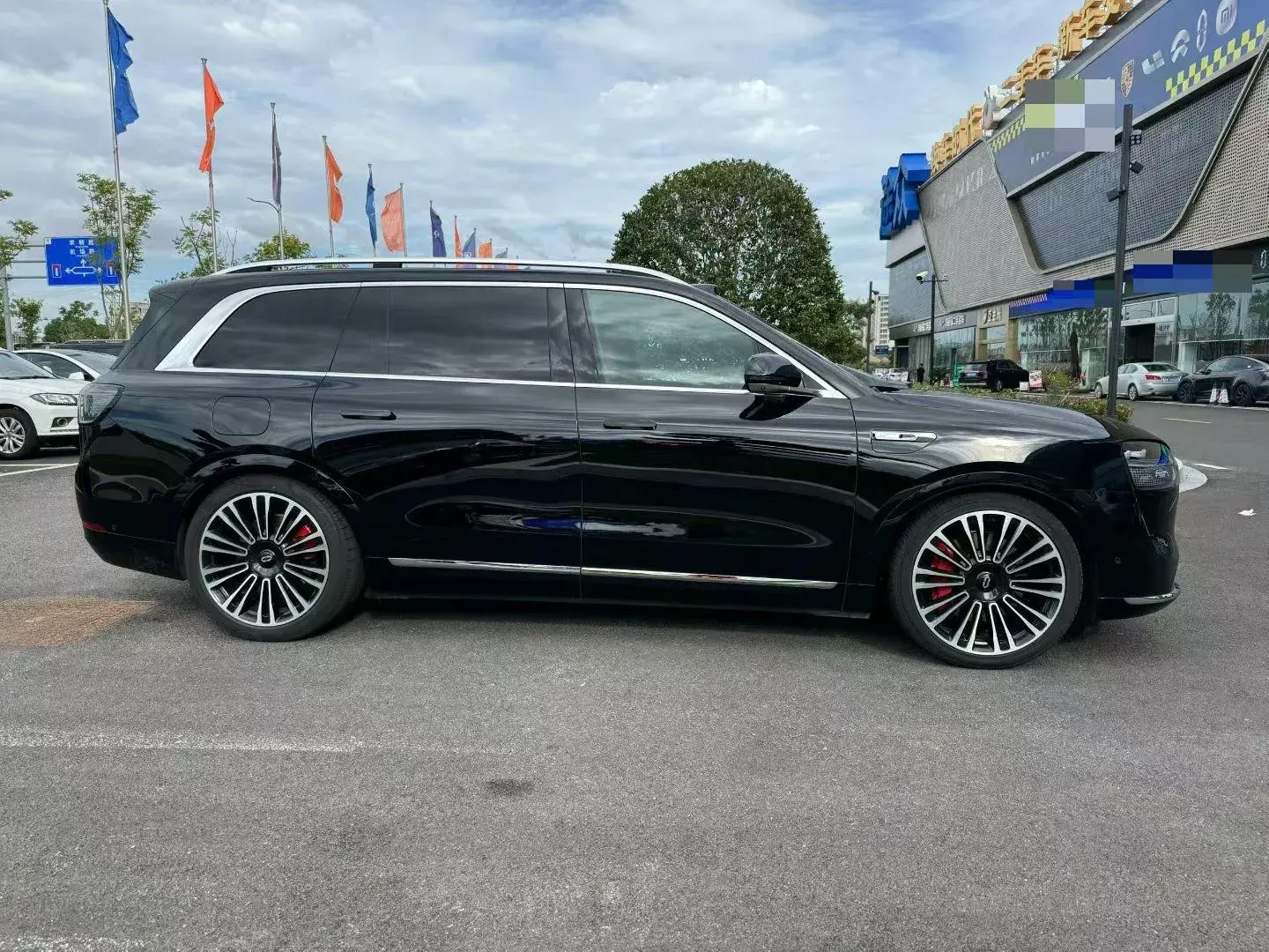 2024 AITO AITO thumbnail 4