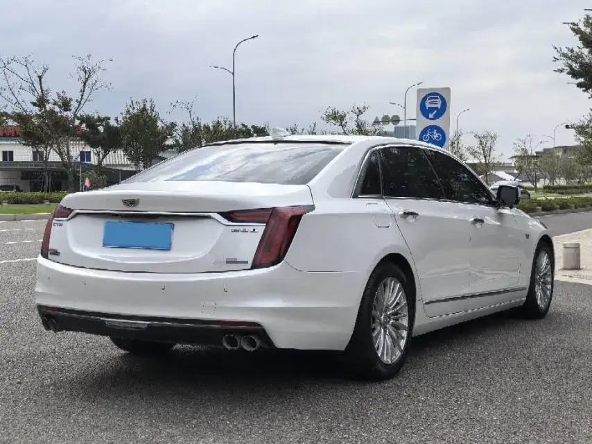 2021 CADILLAC CT6 thumbnail 4