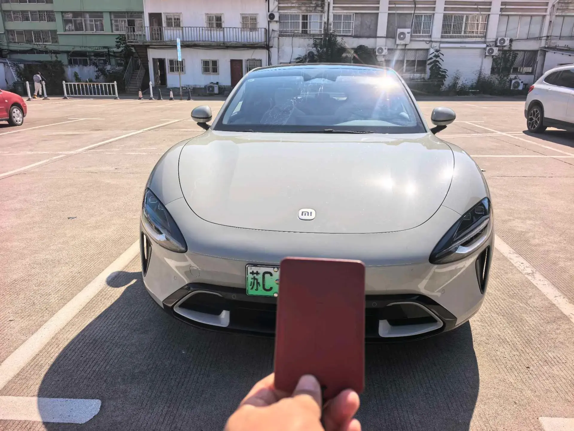 2024 MI SU7 thumbnail 2