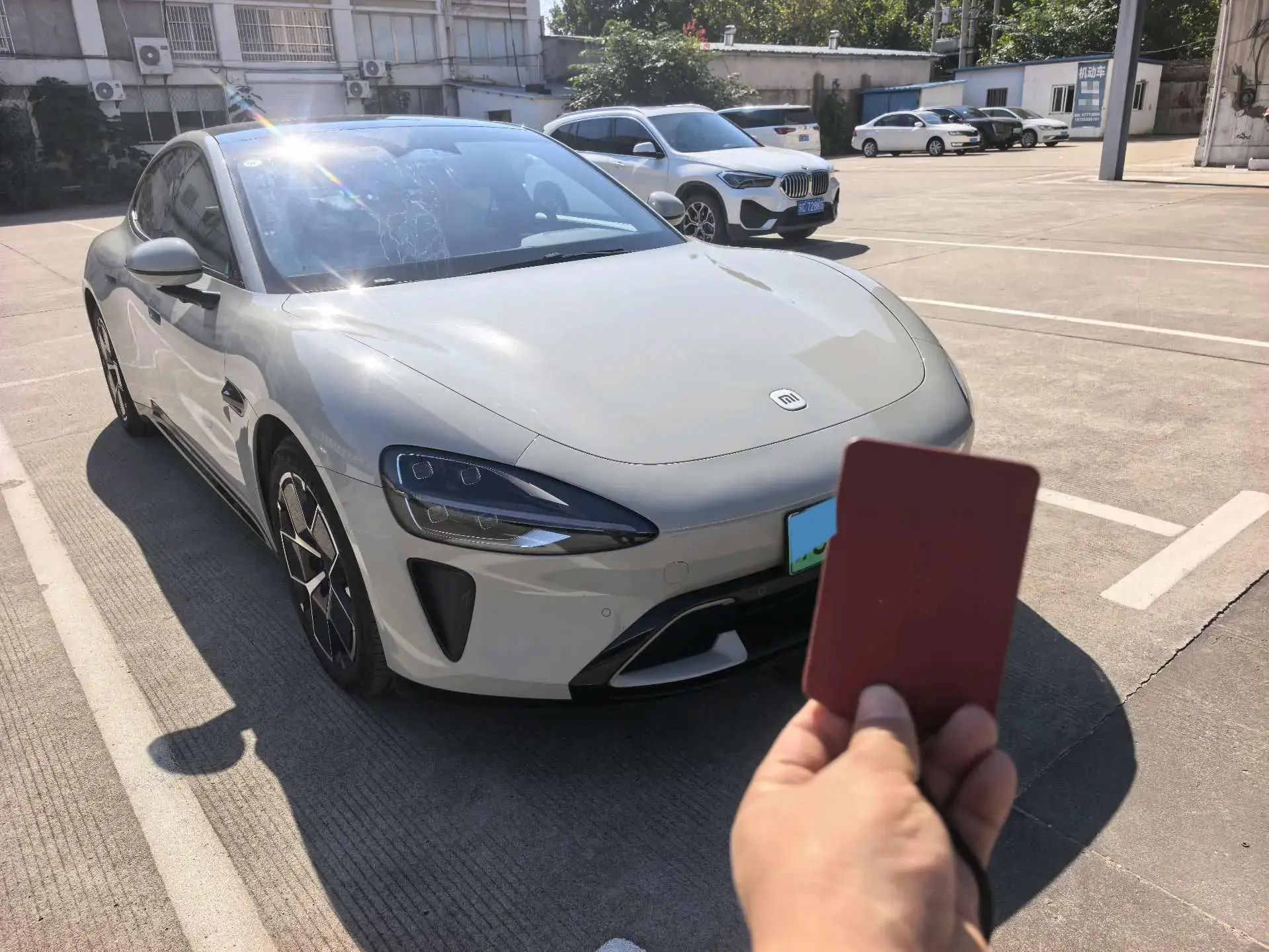 2024 MI SU7 thumbnail 3