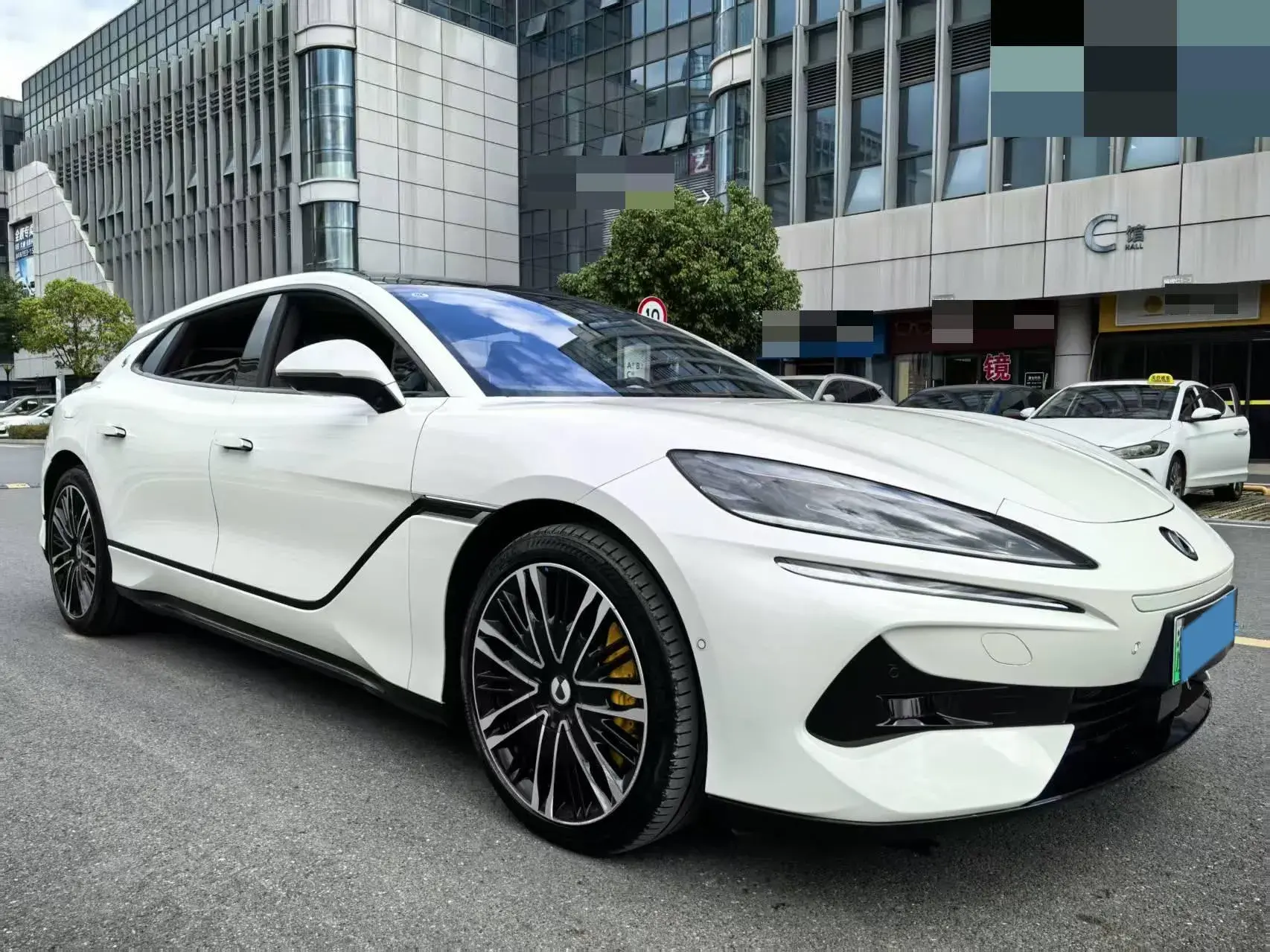 2024 DENZA DENZAZ9GT thumbnail 3