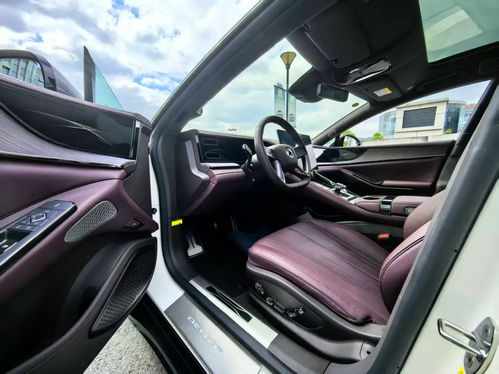 2024 DENZA DENZAZ9GT thumbnail 4