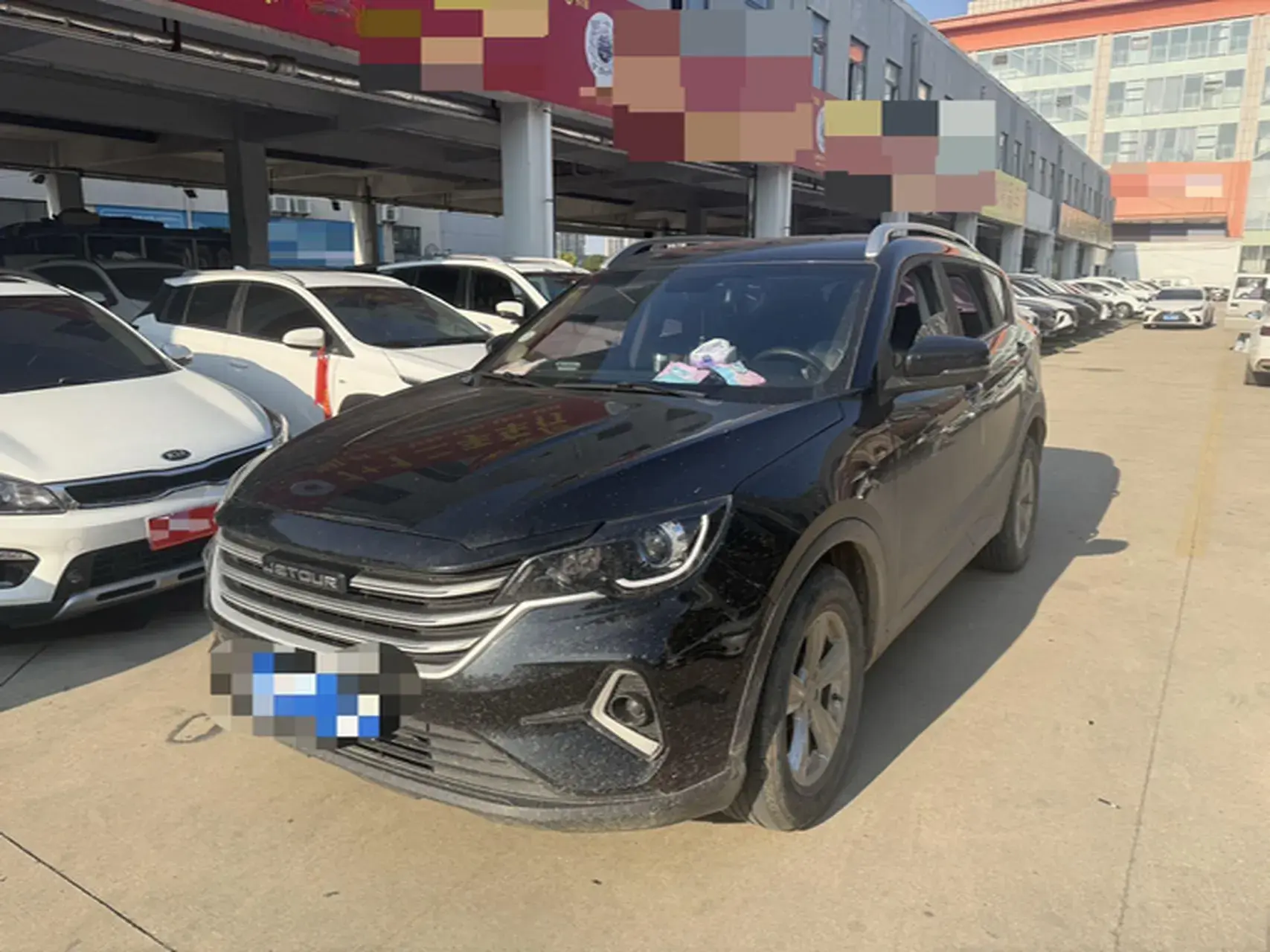 2021 JETOUR X70M view 1