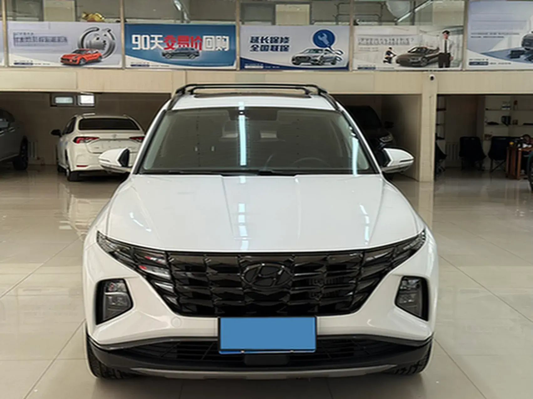 2023 HYUNDAI TUCSON thumbnail 2