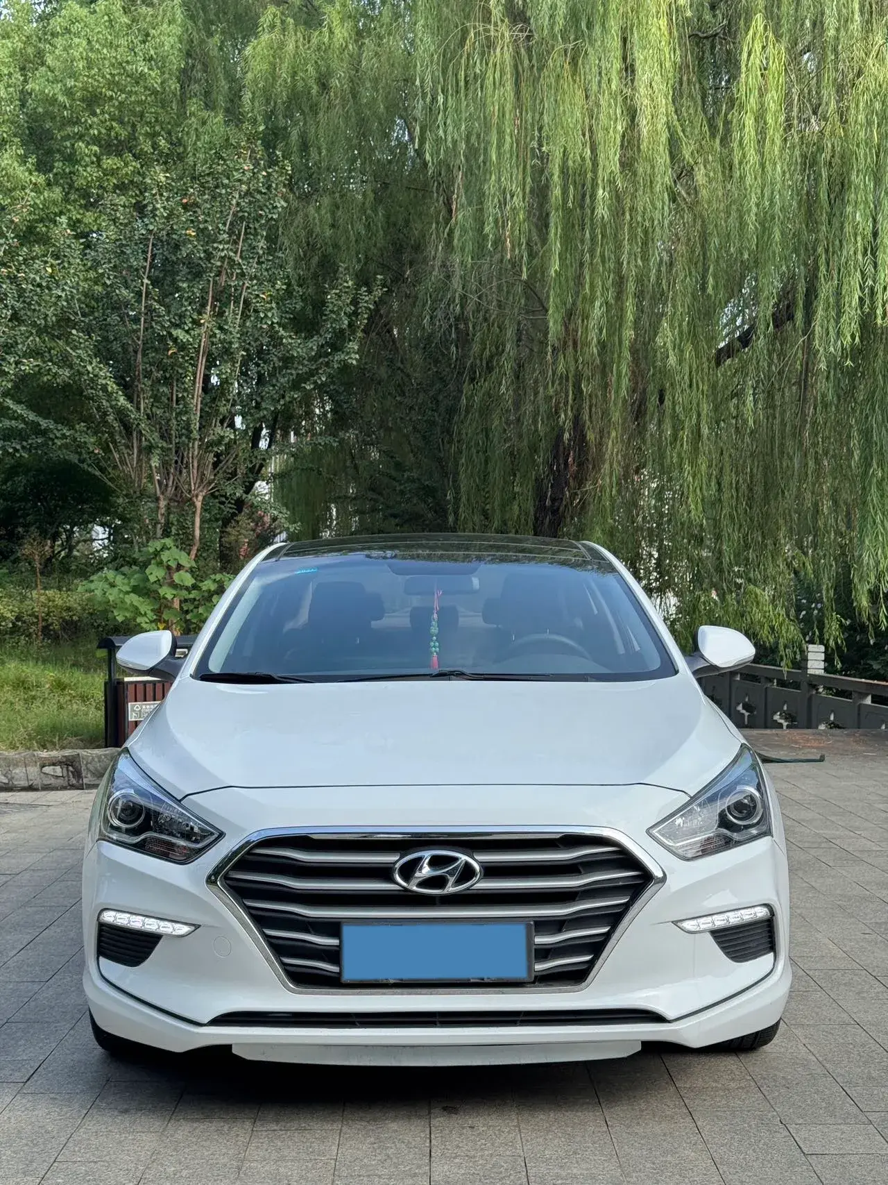 2017 HYUNDAI MISTRA thumbnail 2