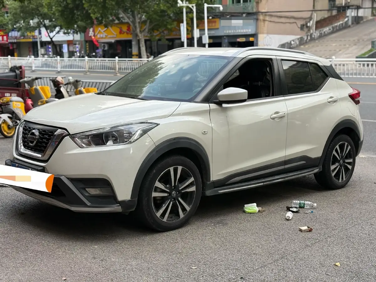 2020 Nissan Kicks 1.5L 124HP L4 CVT