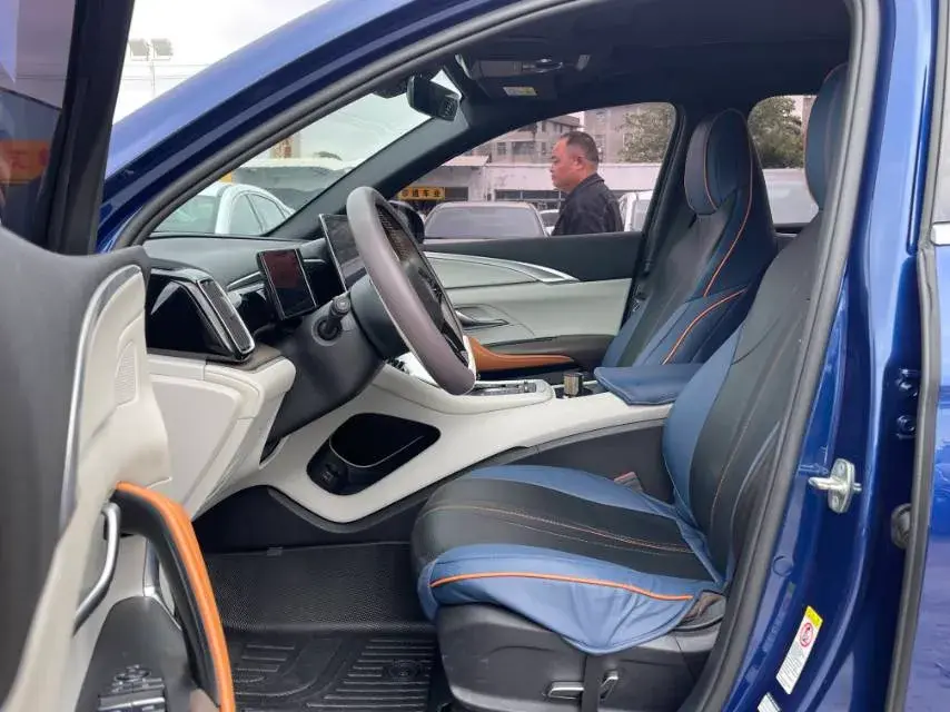 2022 BYD SONG thumbnail 3