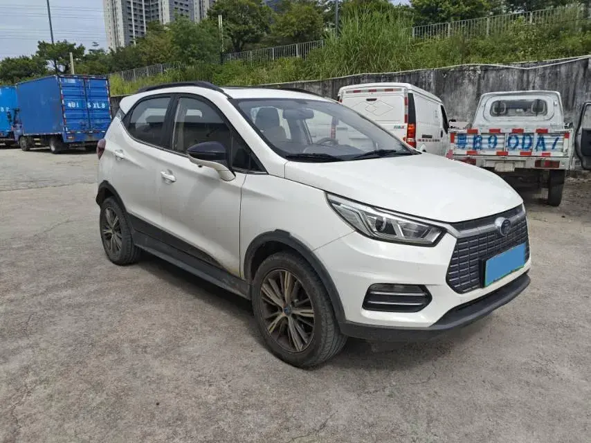 2018 BYD YUAN thumbnail 3