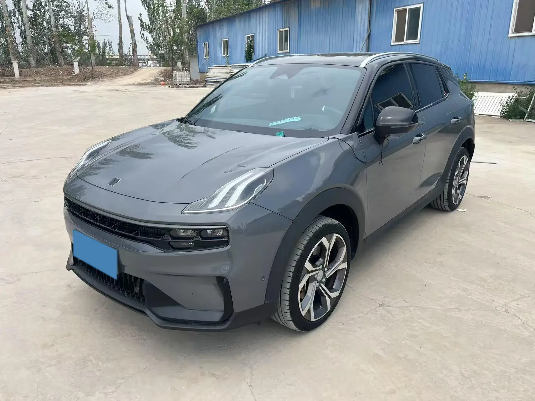 2023 LYNK&CO 06 view 1