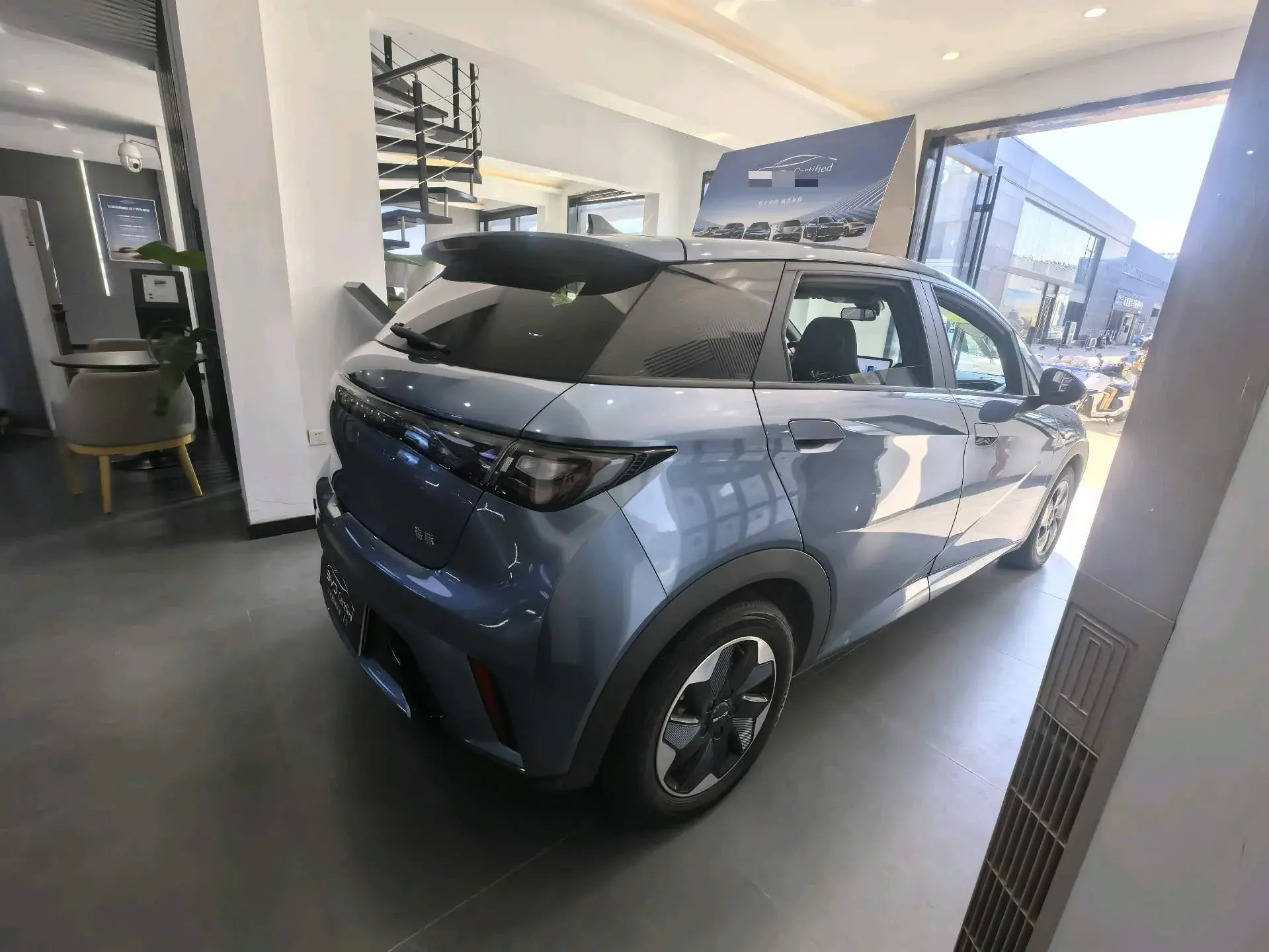 2024 BYD DOLPHIN thumbnail 4