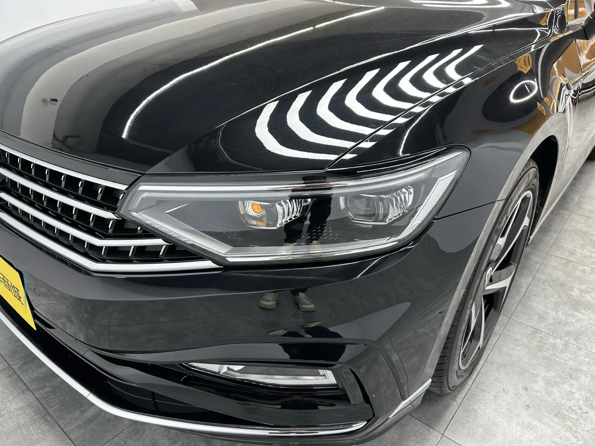 2023 VOLKSWAGEN MAGOTAN thumbnail 4