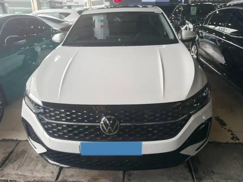 2024 VOLKSWAGEN LAVIDA thumbnail 2