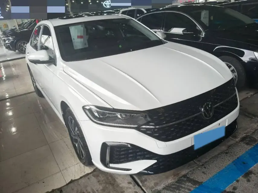 2024 VOLKSWAGEN LAVIDA thumbnail 3