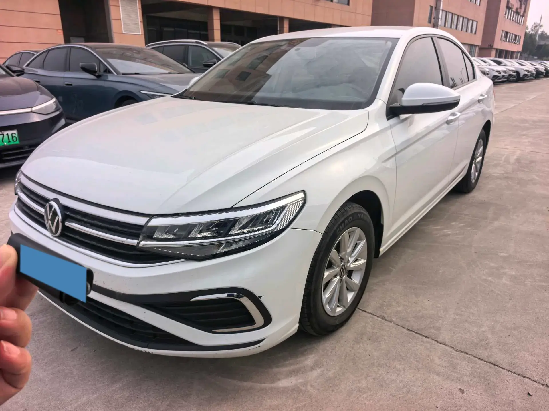 2023 VOLKSWAGEN BORA view 1