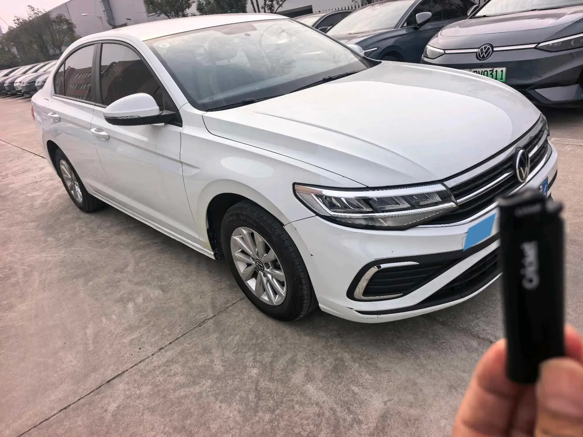 2023 VOLKSWAGEN BORA thumbnail 4