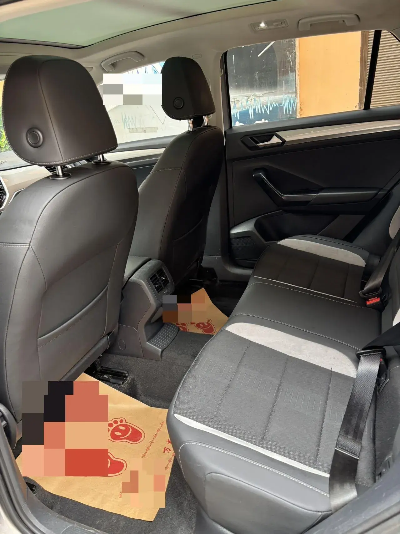 2020 VOLKSWAGEN T-ROC thumbnail 4