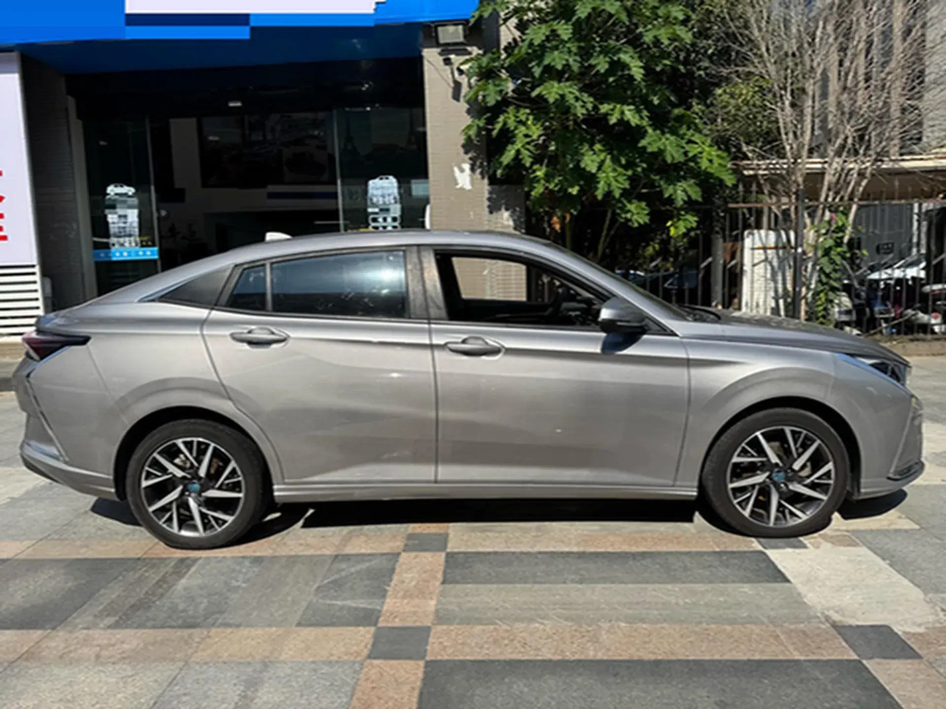 2020 DONGFENG AEOLUS thumbnail 4