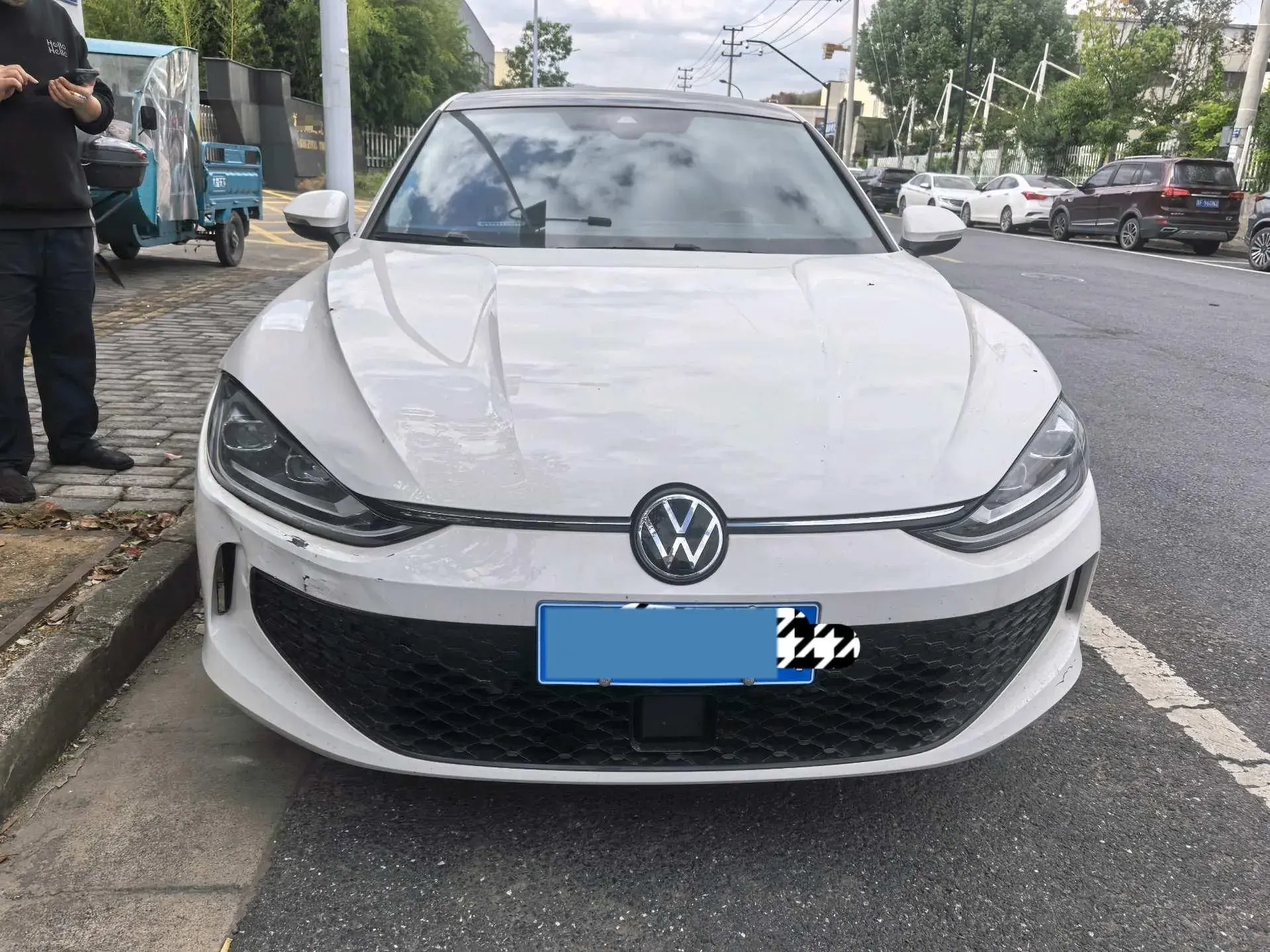 2023 VOLKSWAGEN LAMANDO thumbnail 2