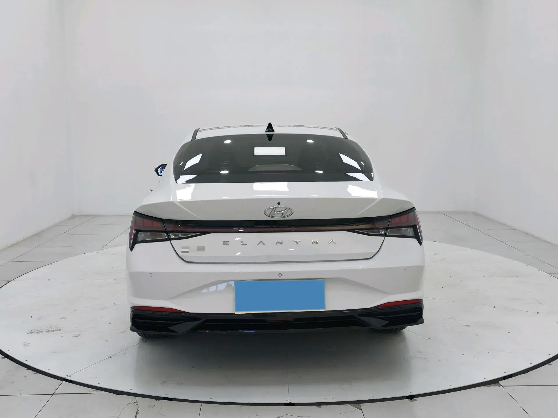 2022 HYUNDAI ELANTRA thumbnail 4