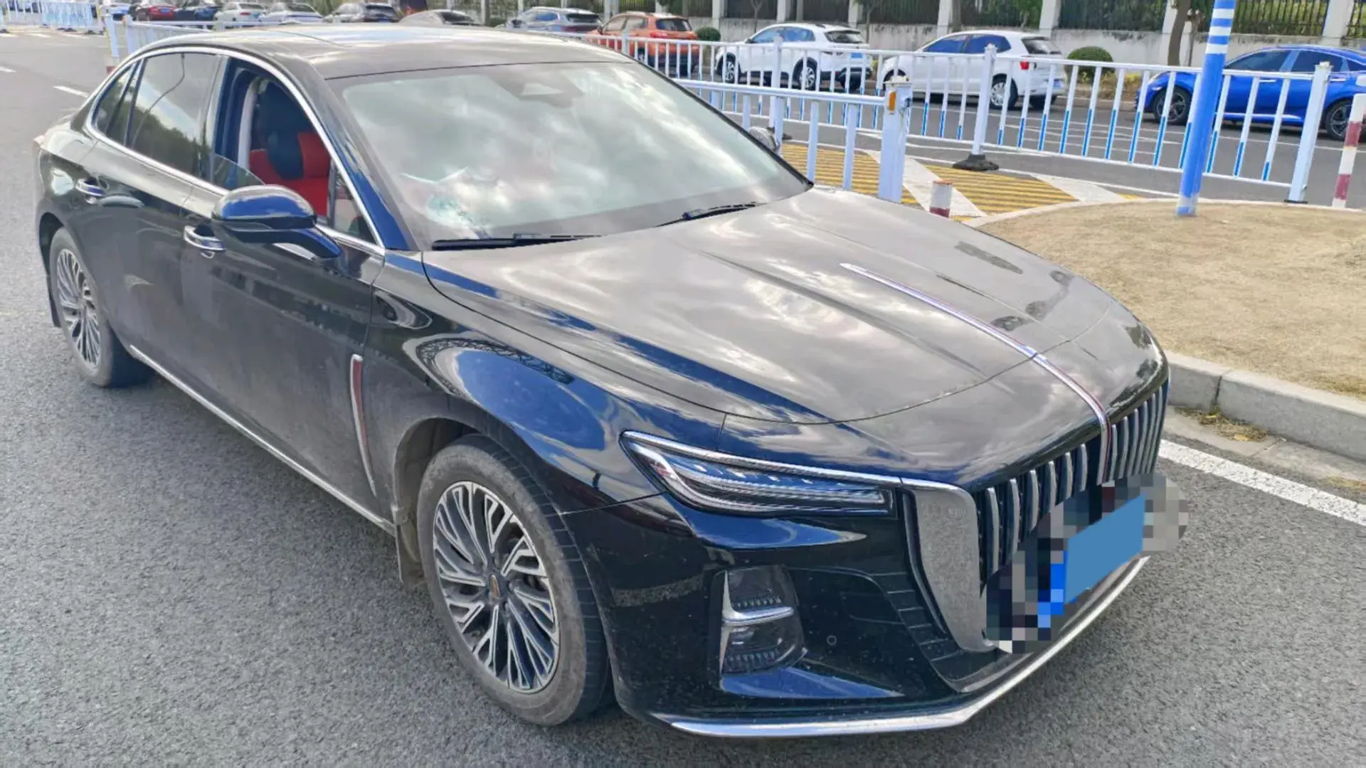 2022 HONGQI H5 thumbnail 2
