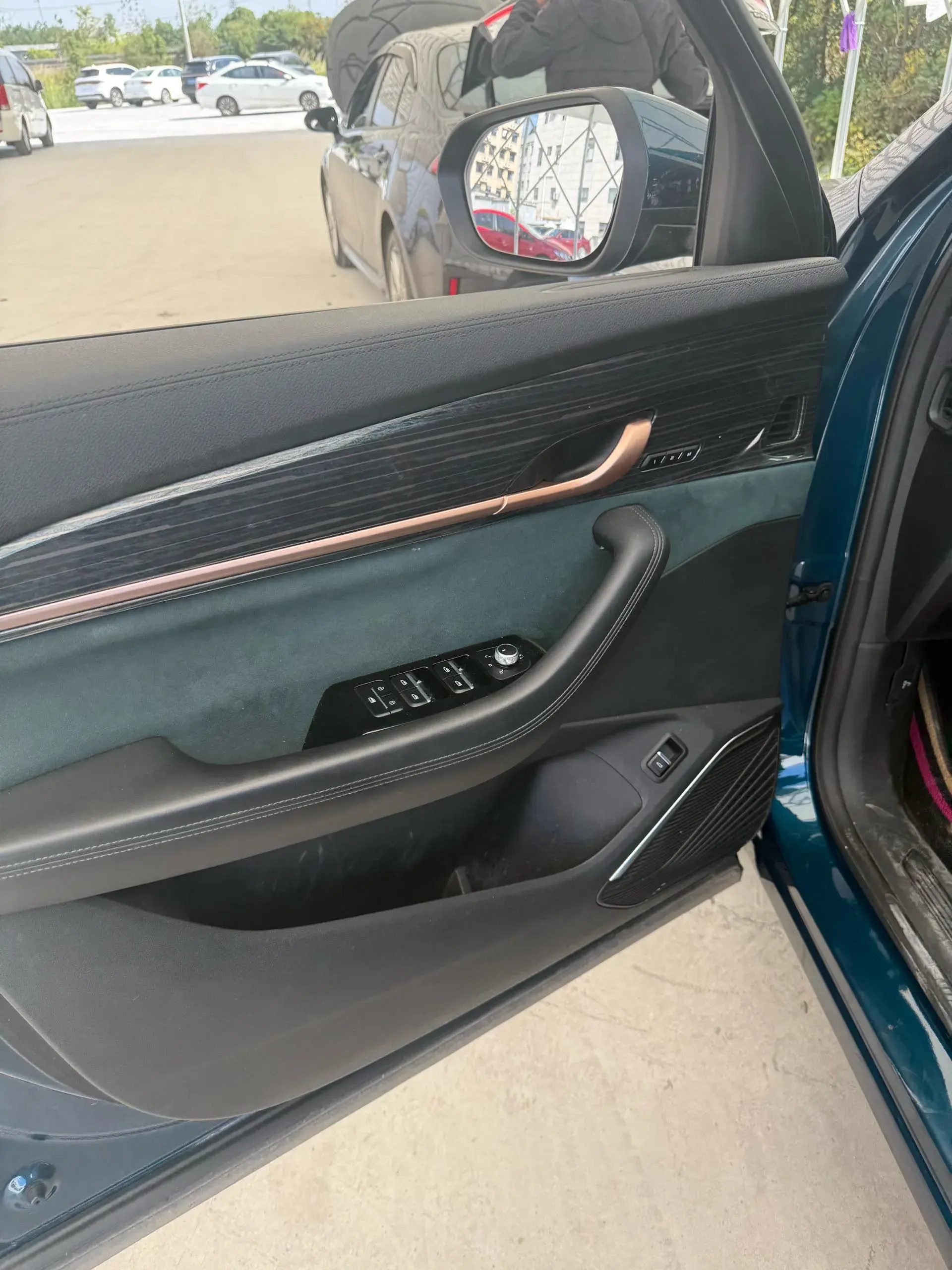 2021 GEELY MONJARO thumbnail 3