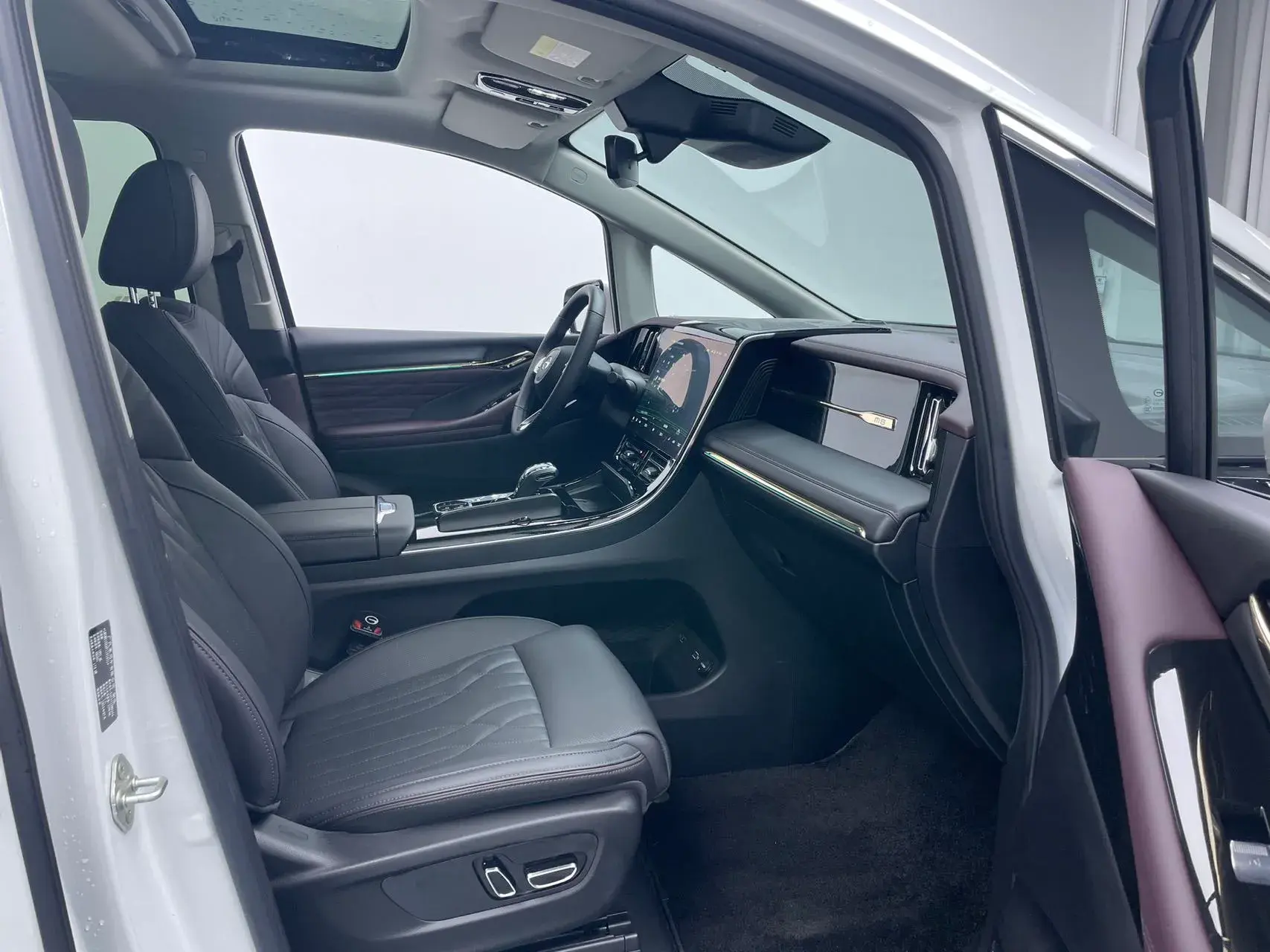 2023 GAC TRUMPCHI thumbnail 4