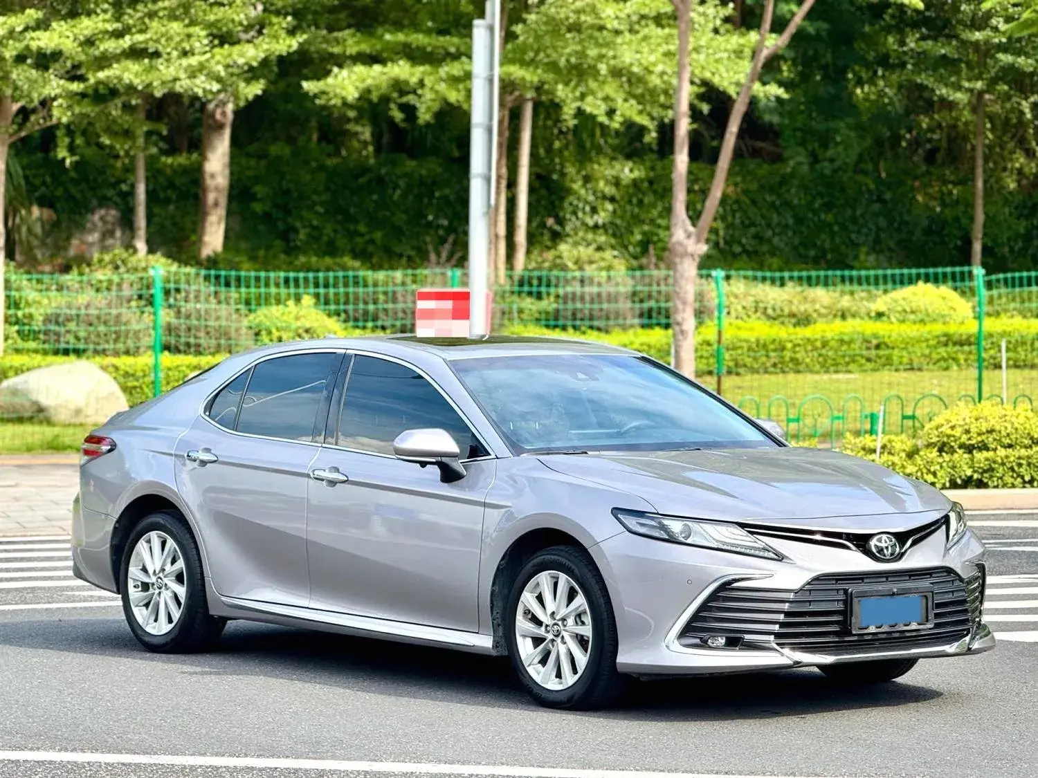 2023 TOYOTA CAMRY thumbnail 3