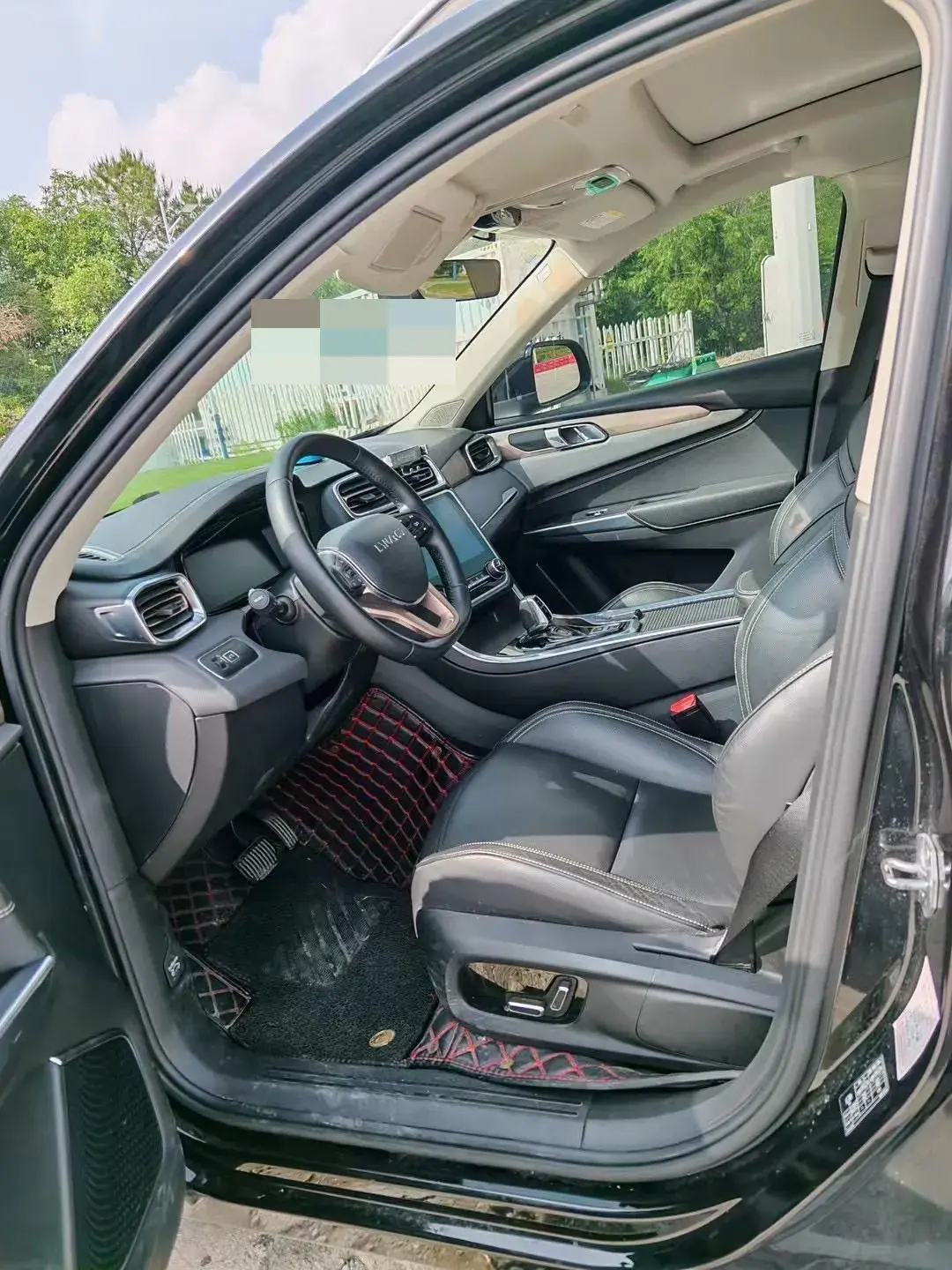 2019 LYNK&CO 01 thumbnail 4