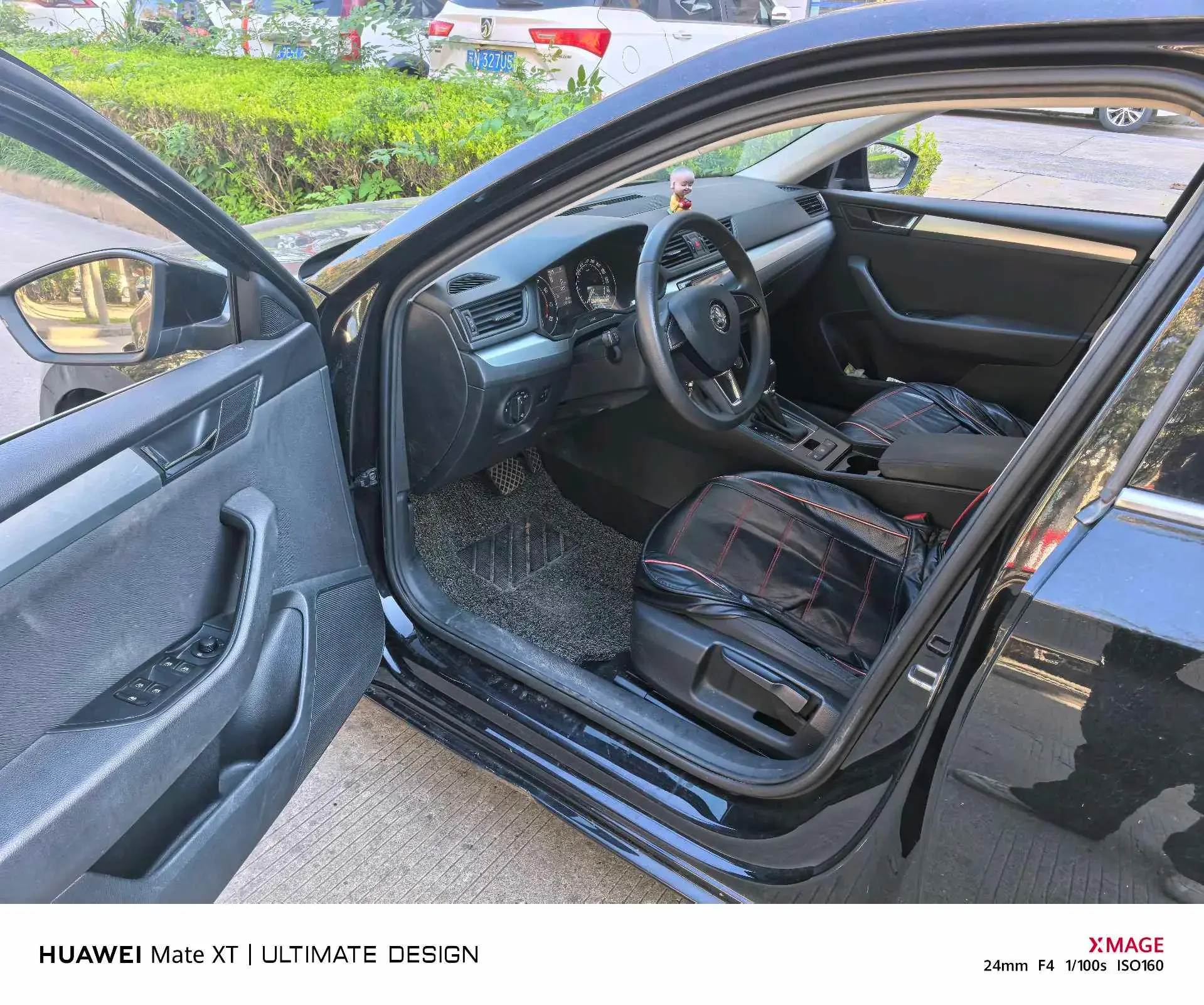 2016 SKODA SUPERB thumbnail 4