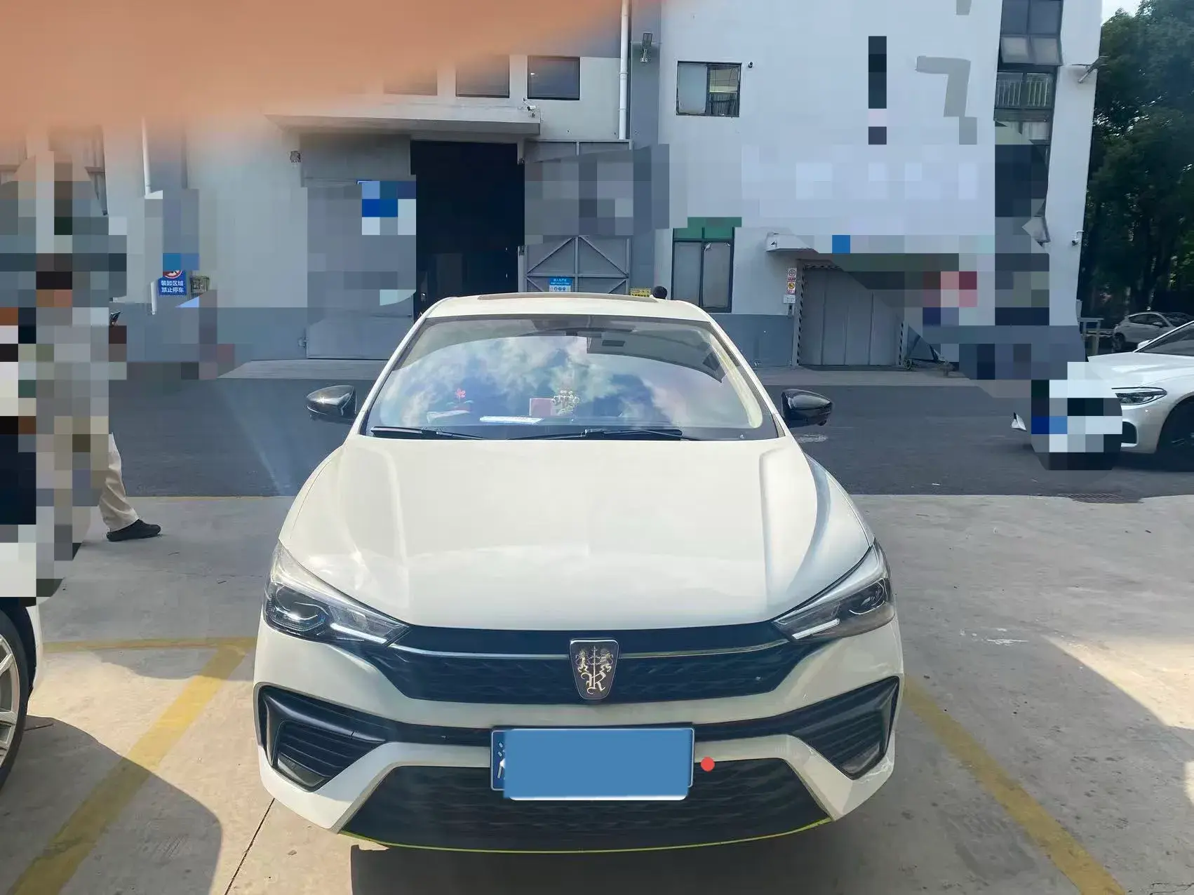2021 ROEWE I5 thumbnail 2