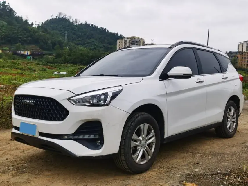 2019 HAVAL M6 view 1