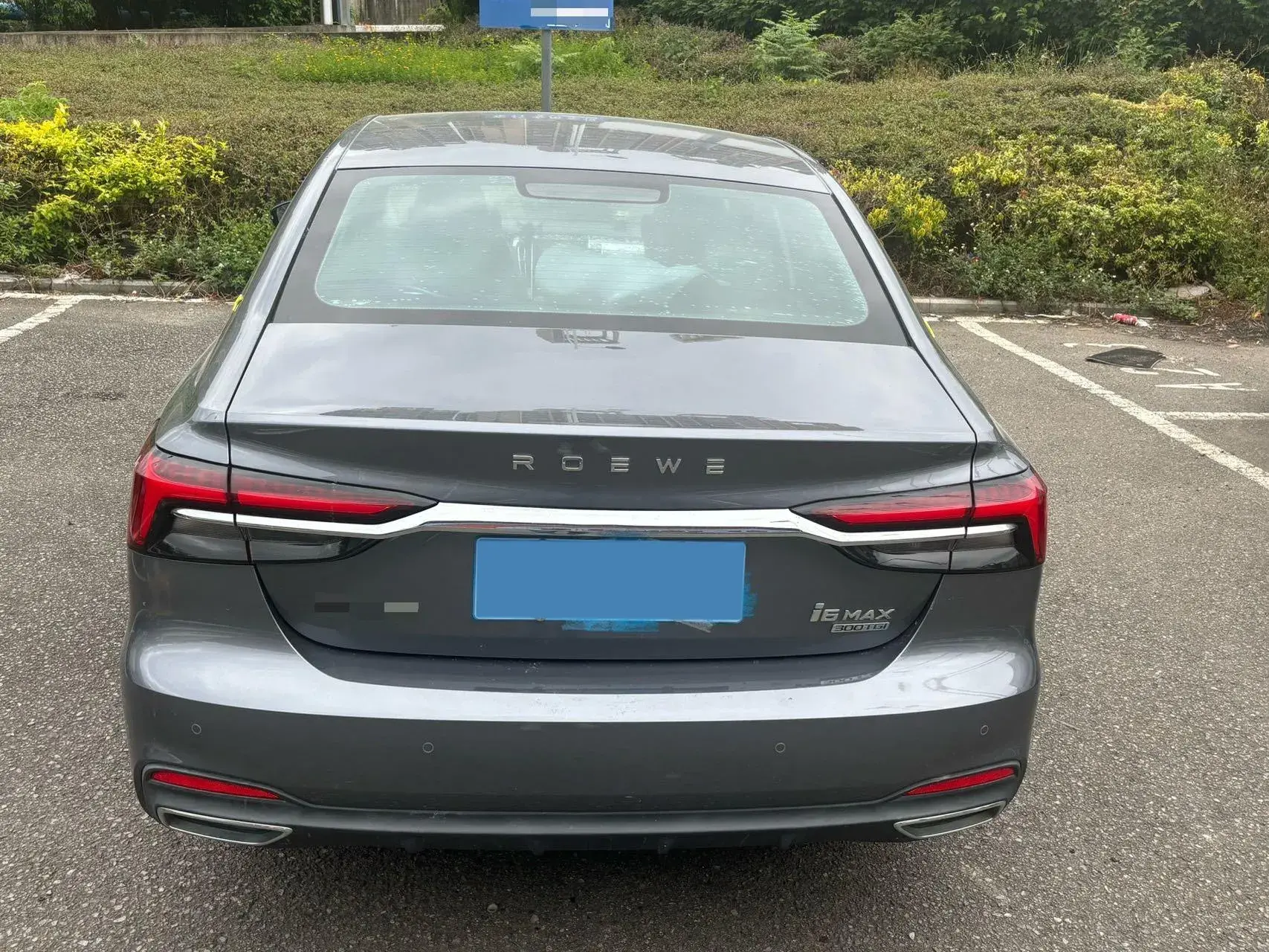 2020 ROEWE I6 thumbnail 3