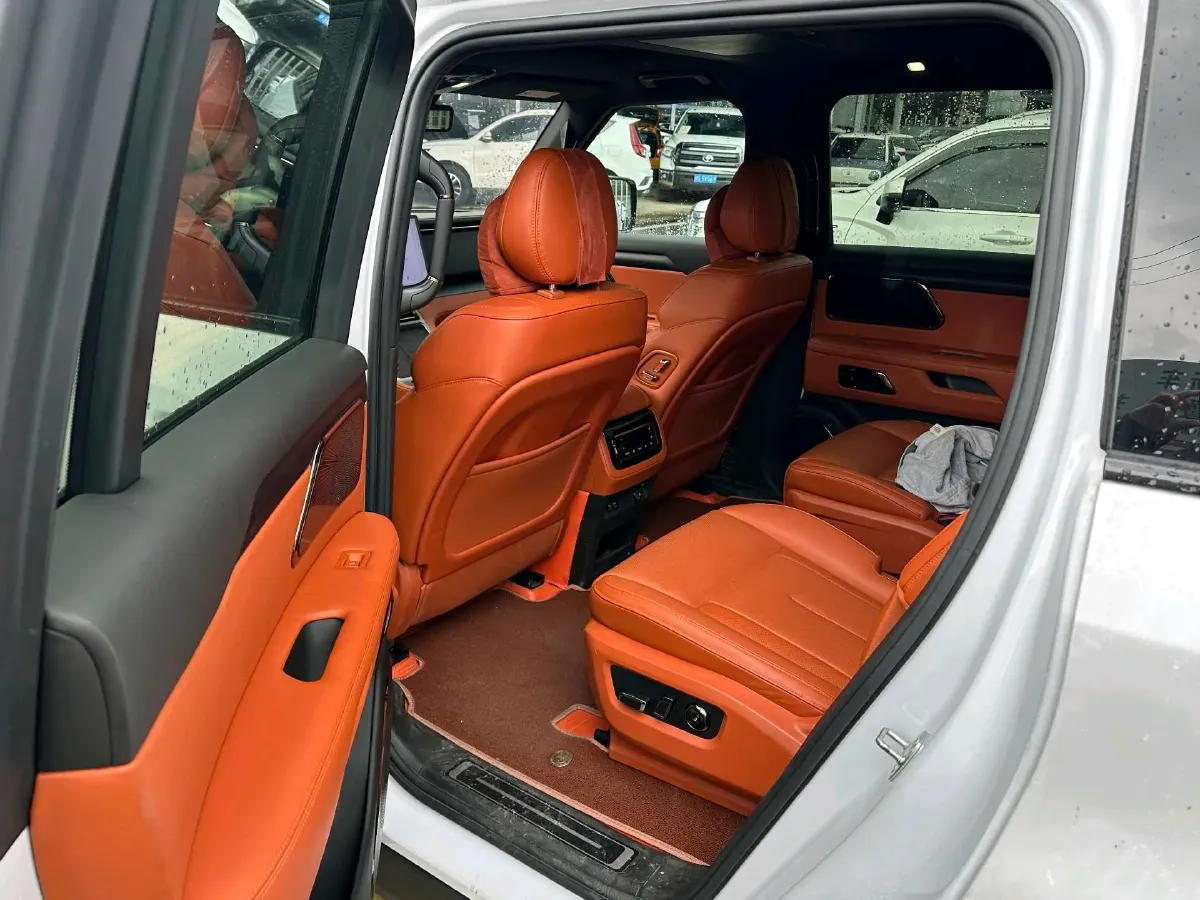 2024 ROX 01 1.5T 152HP L4 REEV 58.4KWH,autocango,china used car exporter,china ev exporter,chinese used car exporter,chinese used ev exporter