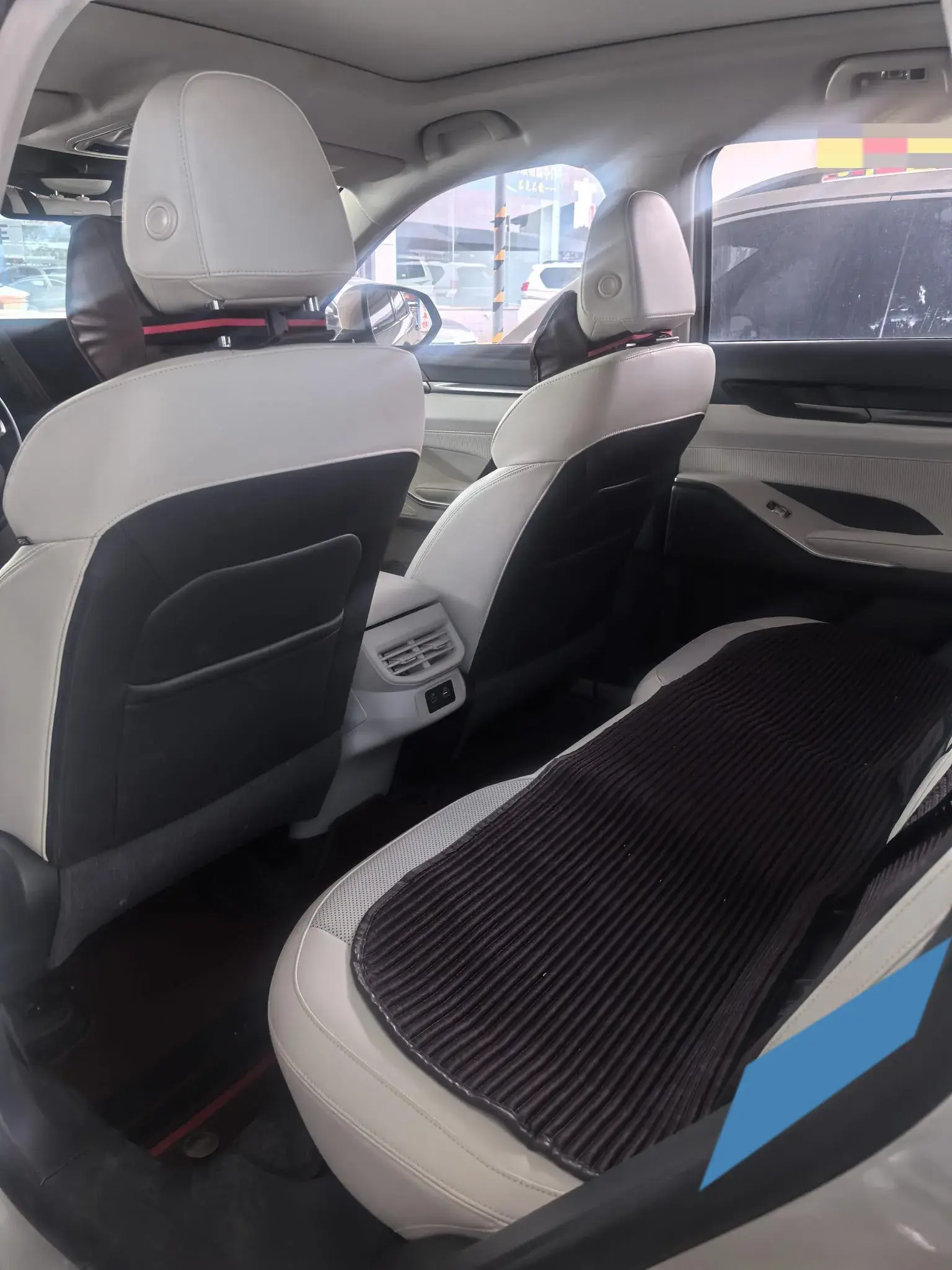 2024 HAVAL H6 thumbnail 4