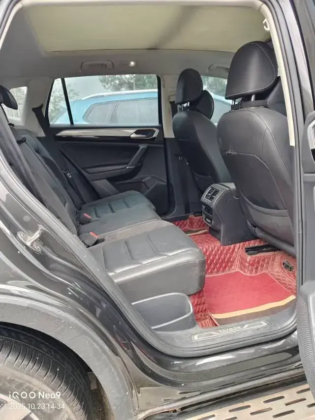 2019 VOLKSWAGEN TAYRON thumbnail 3