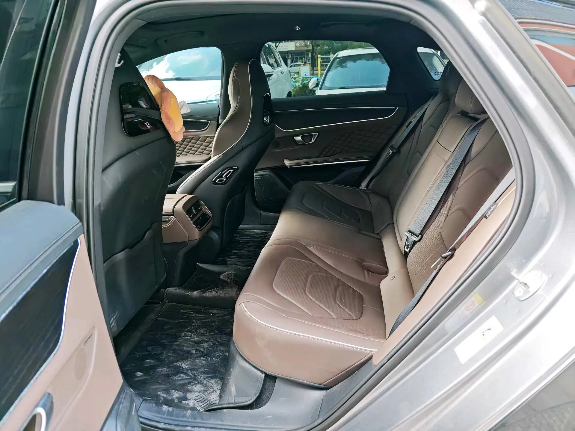 2022 BYD HAN thumbnail 4