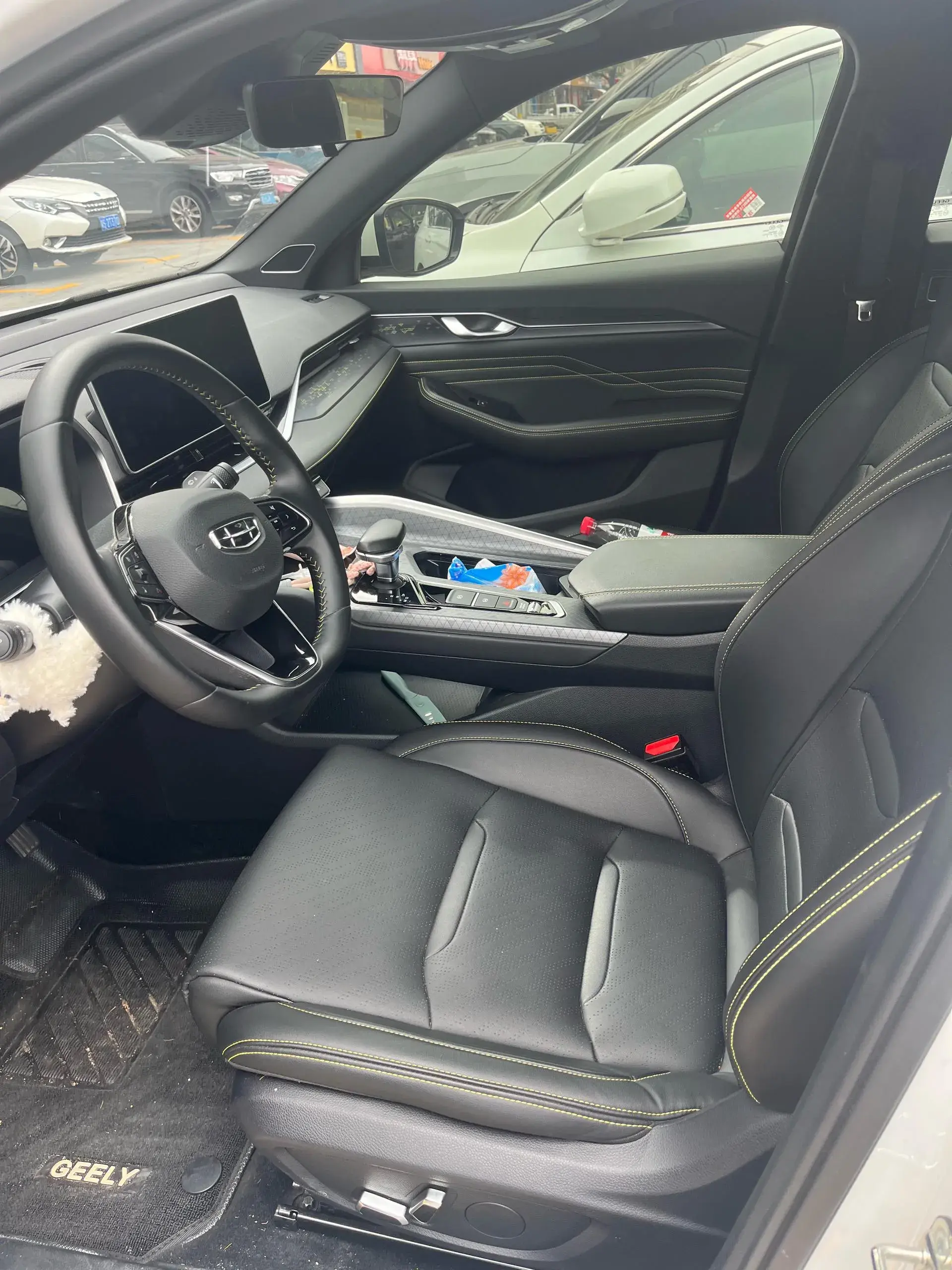 2023 GEELY PREFACE thumbnail 3