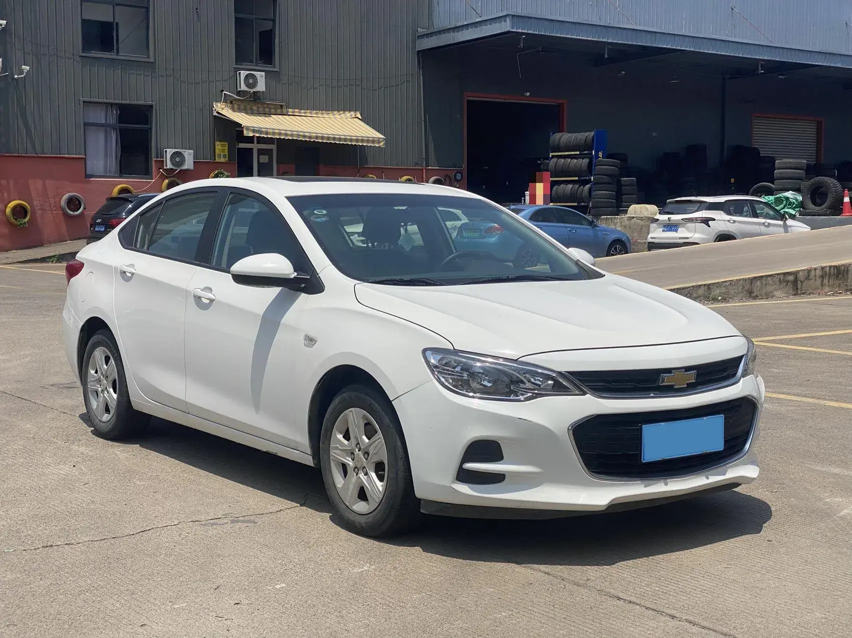2019 CHEVROLET CAVALIER thumbnail 3