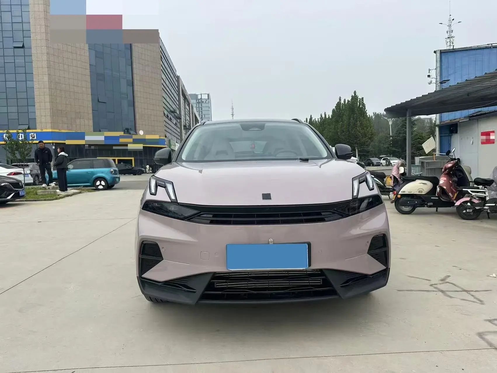 2023 LYNK&CO 06 thumbnail 3