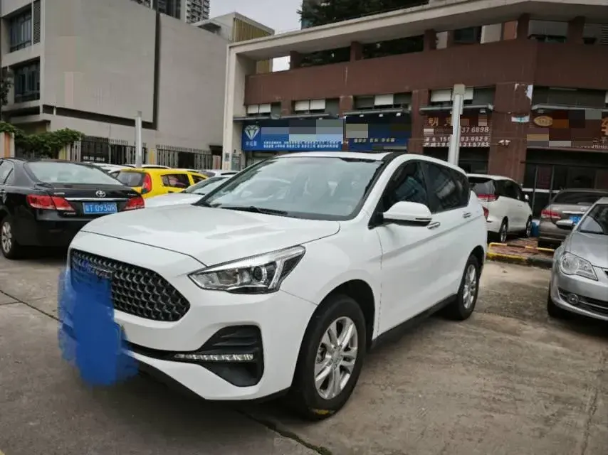 2019 HAVAL M6 view 1