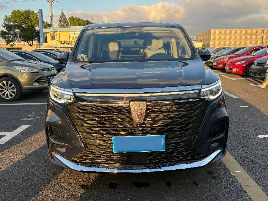 2022 ROEWE IMAX8 thumbnail 2