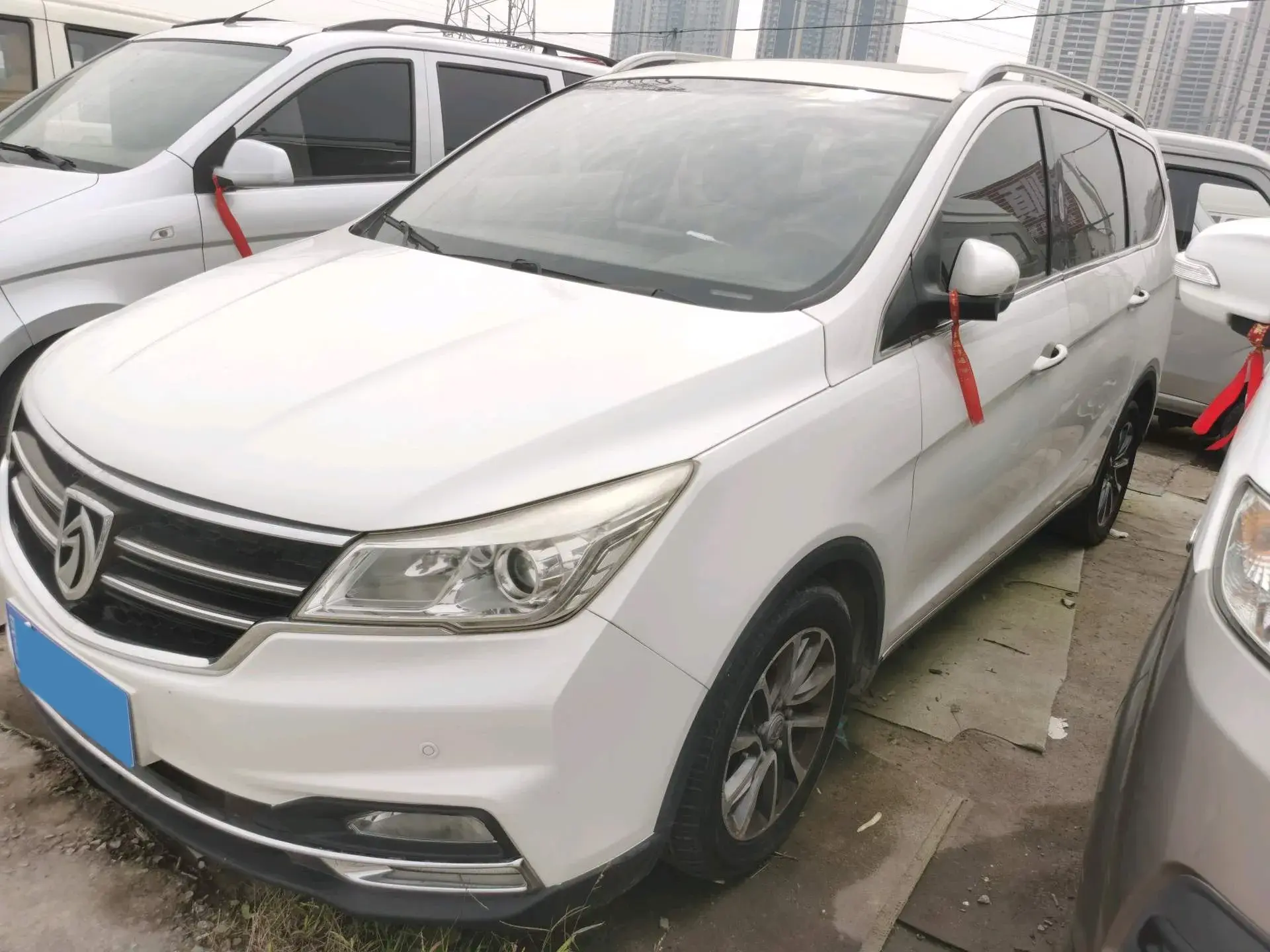 2017 BAOJUN 730 view 1