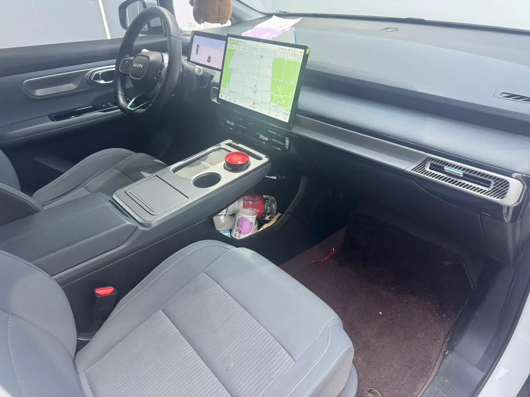 2023 AION Y thumbnail 4