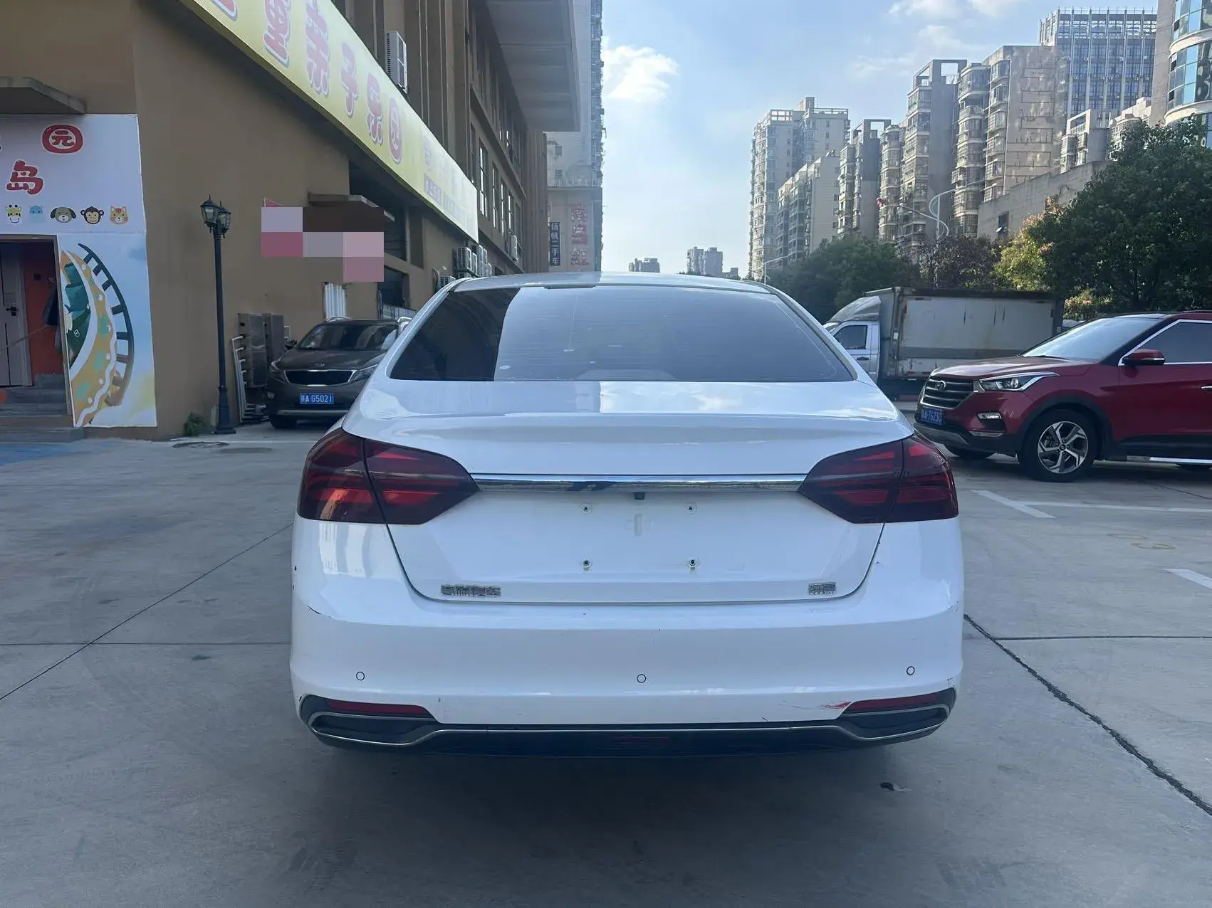 2019 GEELY EMGRAND thumbnail 4
