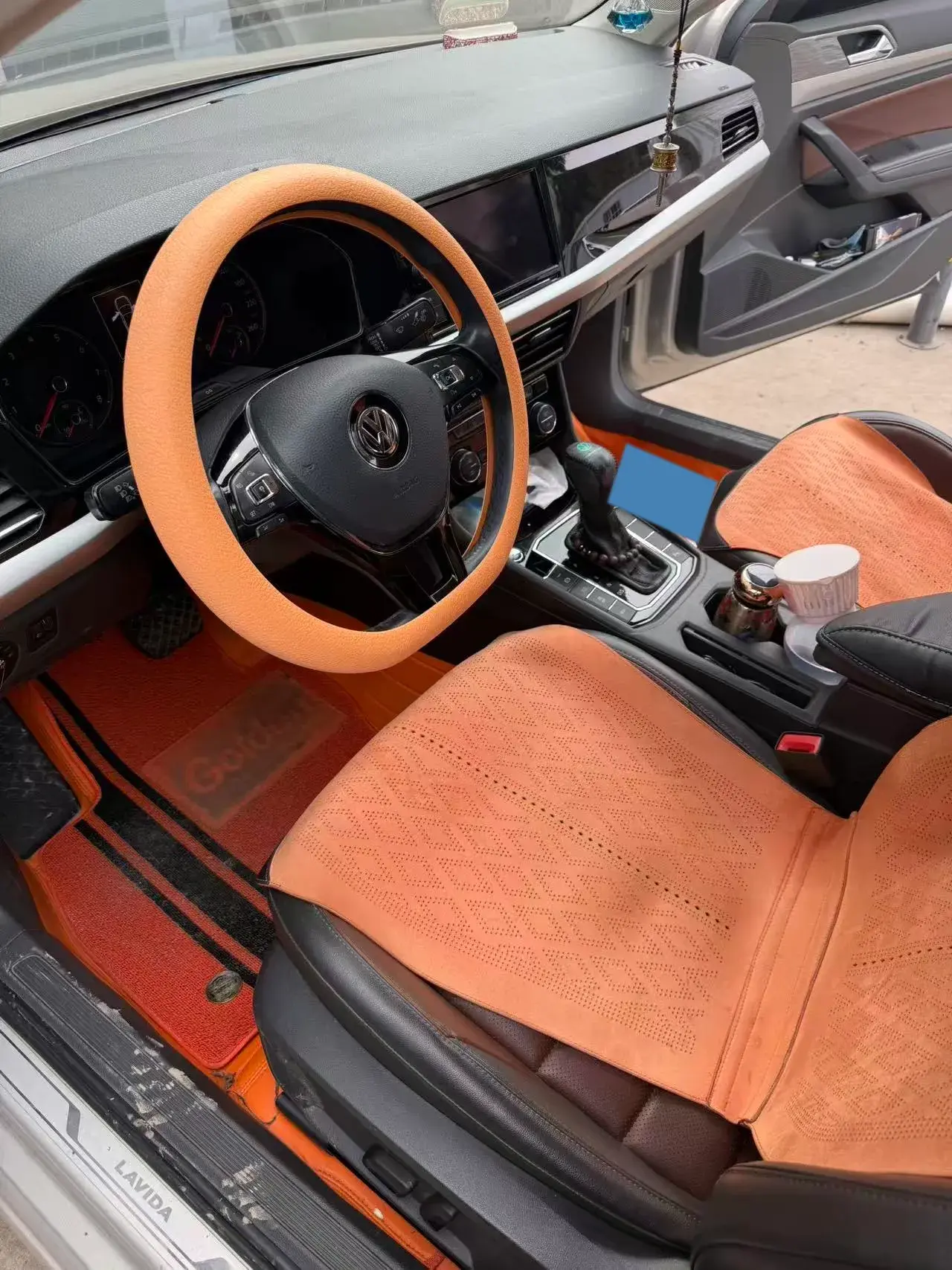 2021 VOLKSWAGEN LAVIDA thumbnail 4